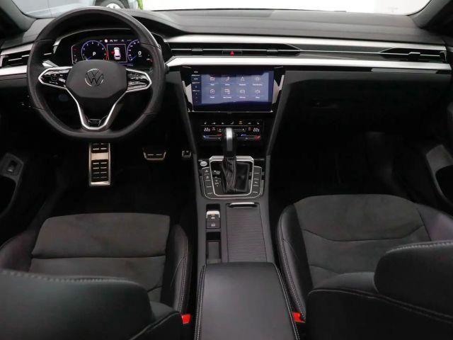 Volkswagen Arteon 2.0 TSI DSG R-Line