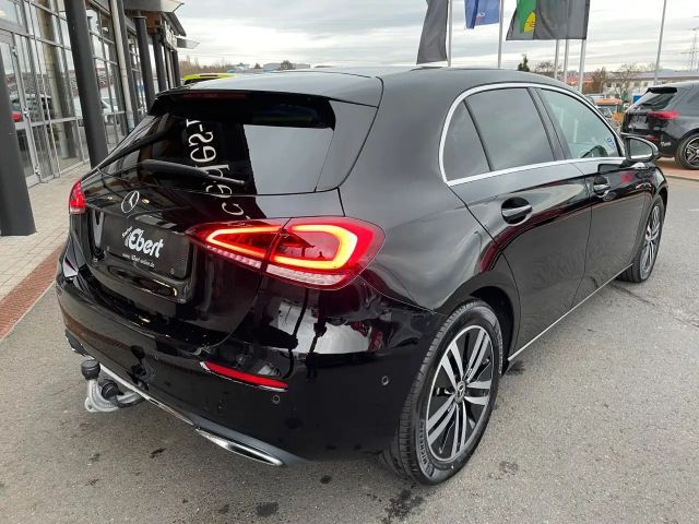 Mercedes-Benz A 200 A 200 d Progressive