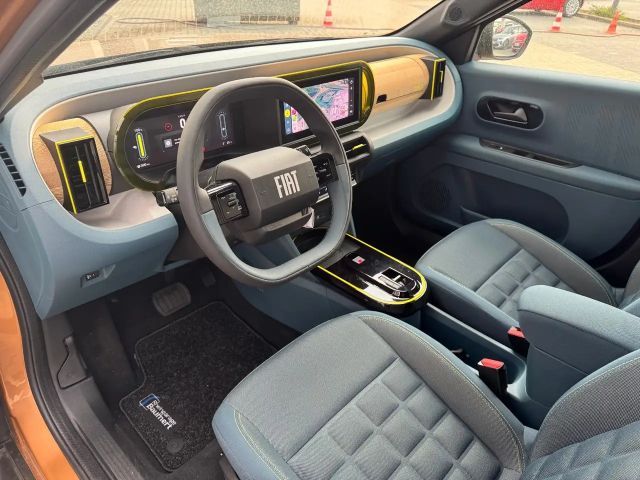 Fiat Grande Panda E La Prima