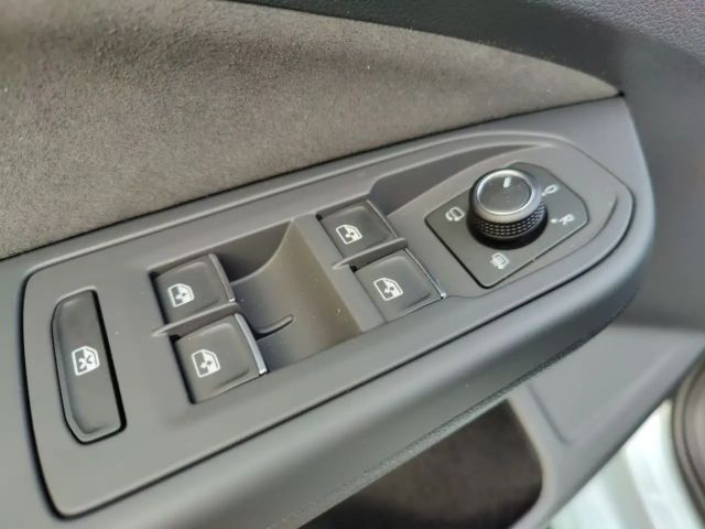 Volkswagen Golf IQ.Drive R-Line