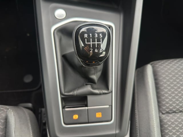 Volkswagen Golf 1.5 TSI Pro