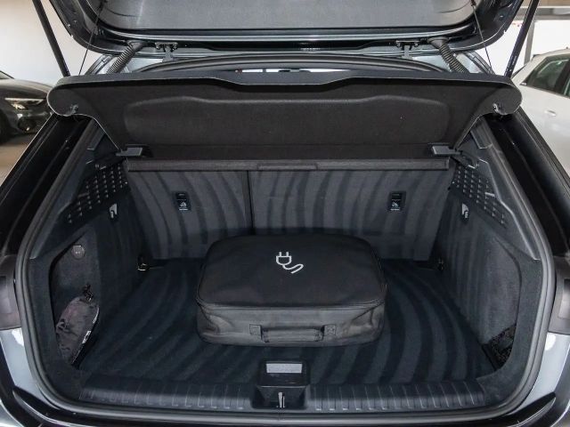 Audi A3 45 TFSI Hybride S-Line Sedan