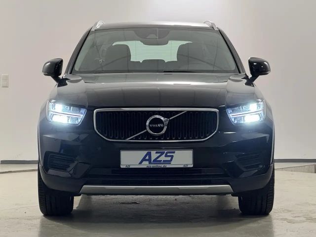 Volvo XC40 Momentum