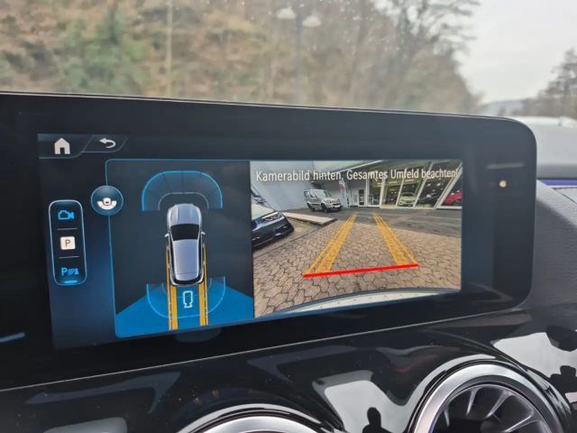 Mercedes-Benz GLA 200 AMG Line GLA 200 d