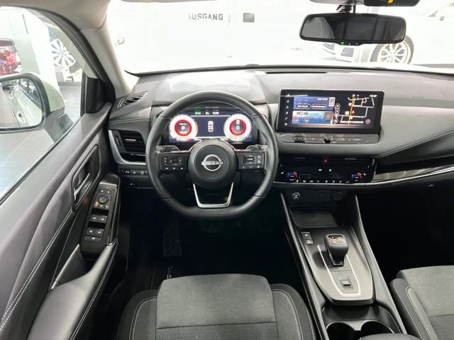 Nissan Qashqai 1.3 Connecta LED+KEYLESS+360°+ACC+VC uvm