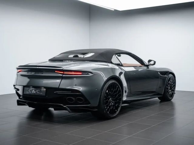 Aston Martin DBS 770 Ultimate Volante 1 OF 199/CARBON/BUCKET