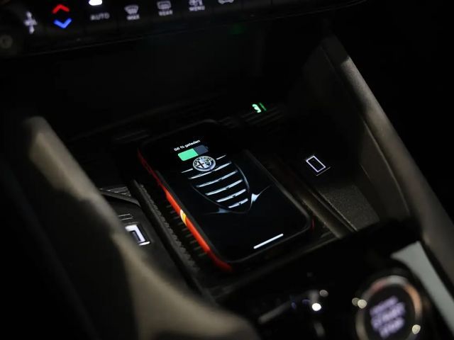 Alfa Romeo Junior Ibrida