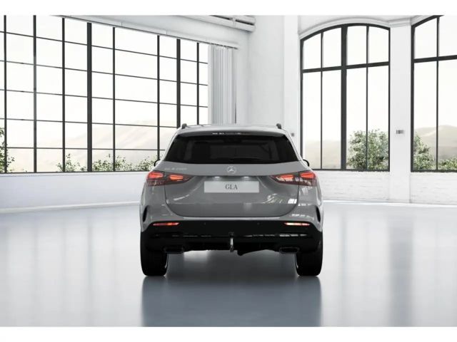 Mercedes-Benz GLA 200 AMG Line