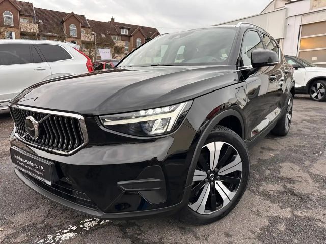 Volvo XC40 T4