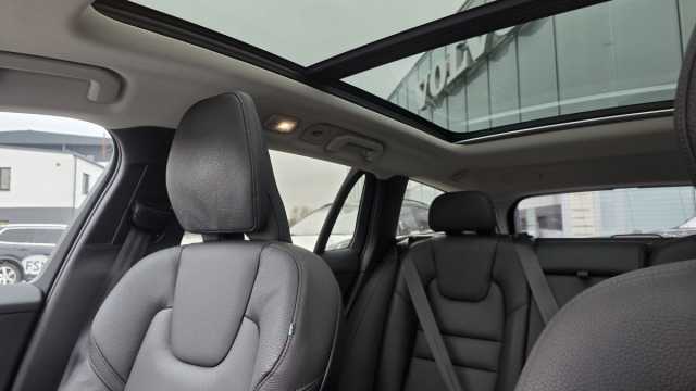 Volvo V60 Dark Plus