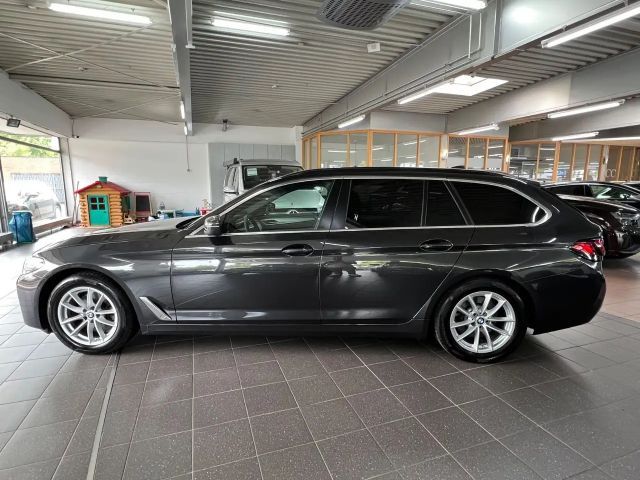 BMW 520 520d Business Line Touring