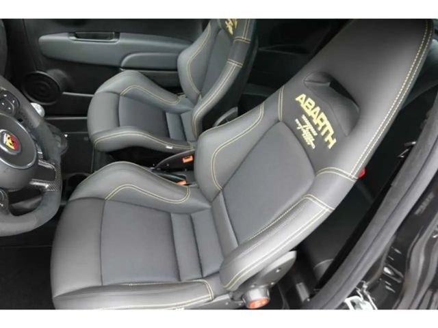 Abarth 695 70th Anniversario T-Jet