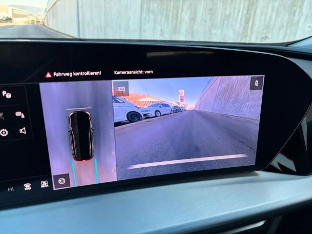 Audi Q5 Quattro S-Line Sportback