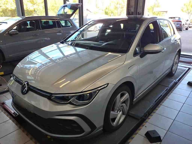 Volkswagen Golf eHybrid