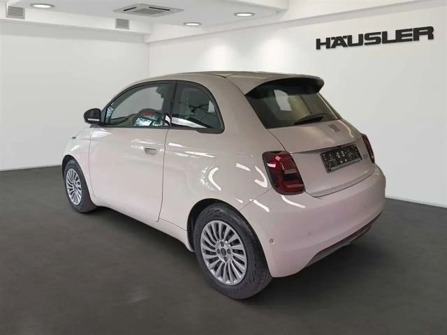 Fiat 500e Neuer 500 Kamera Klimaautomatik Sitzheizung PDC