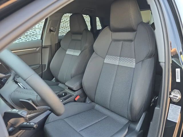 Audi A3 35 TFSI S-Line Sedan Sportback