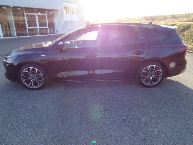 Ford Focus ST Line Wagon