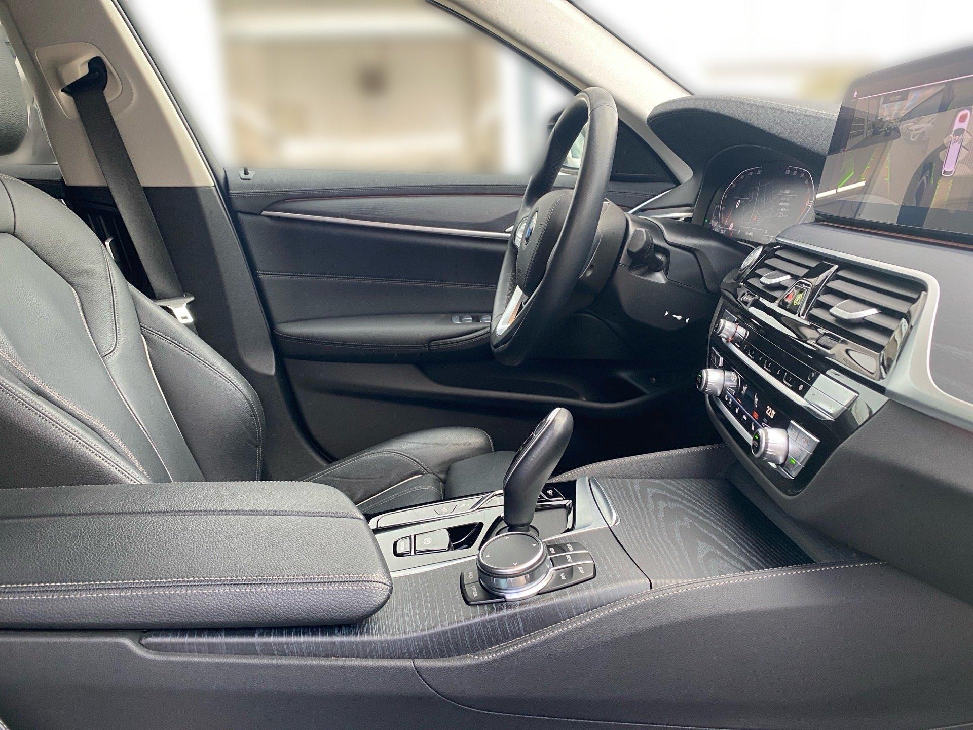 BMW 530 530i Touring xDrive