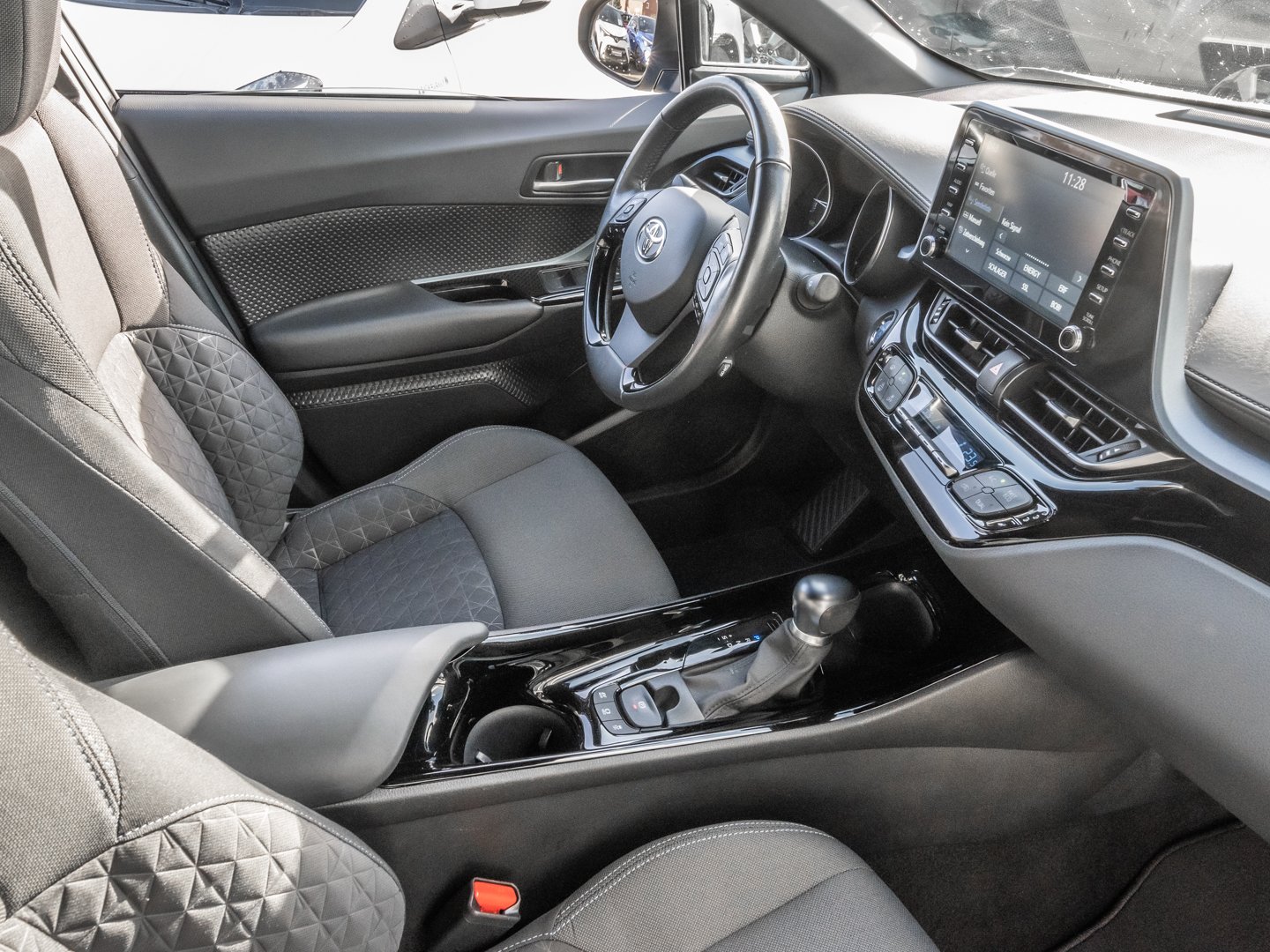 Toyota C-HR 5-deurs Plus