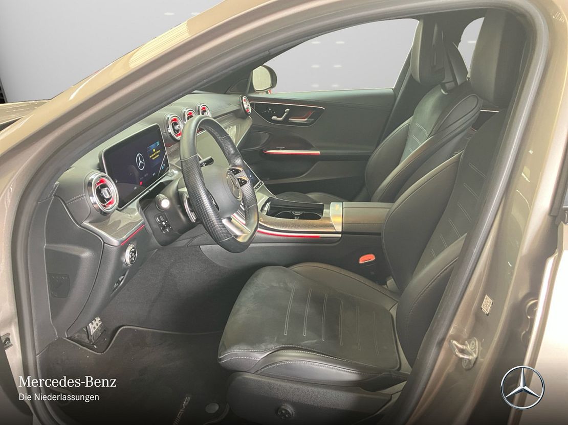 Mercedes-Benz C 200 4MATIC AMG Line Sedan