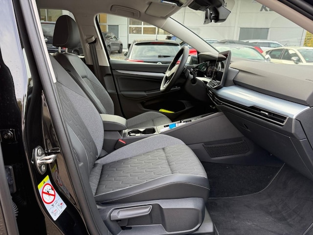 Volkswagen Golf 1.5 eTSI DSG Golf VIII