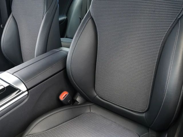 Mercedes-Benz C 200 AVANTGARDE C 200 d Estate