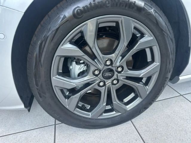 Ford Focus EcoBoost ST Line Wagon