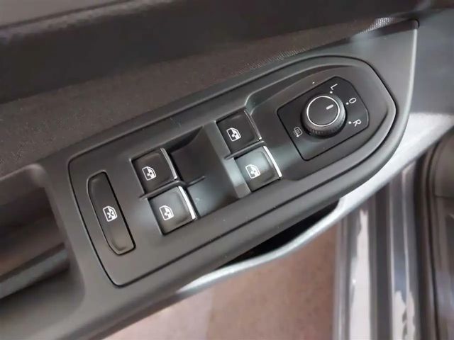 Volkswagen Golf 2.0 TDI DSG Life