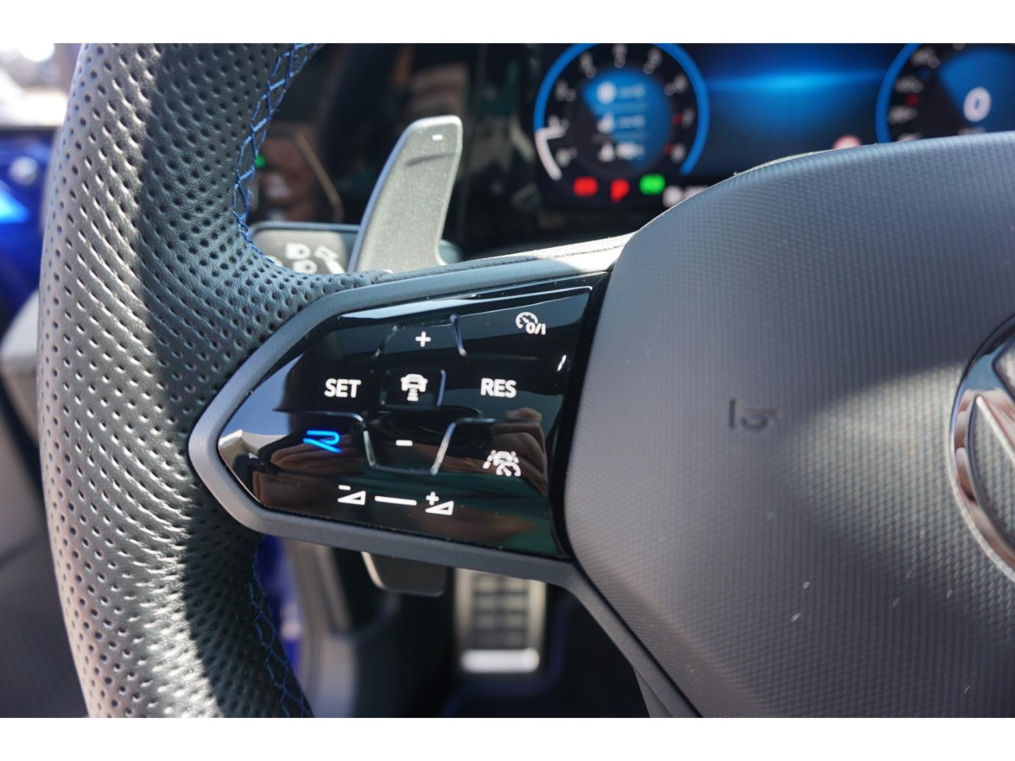 Volkswagen Golf 2.0 TSI 4Motion Golf VIII