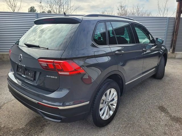 Volkswagen Tiguan DSG Hybrid Life