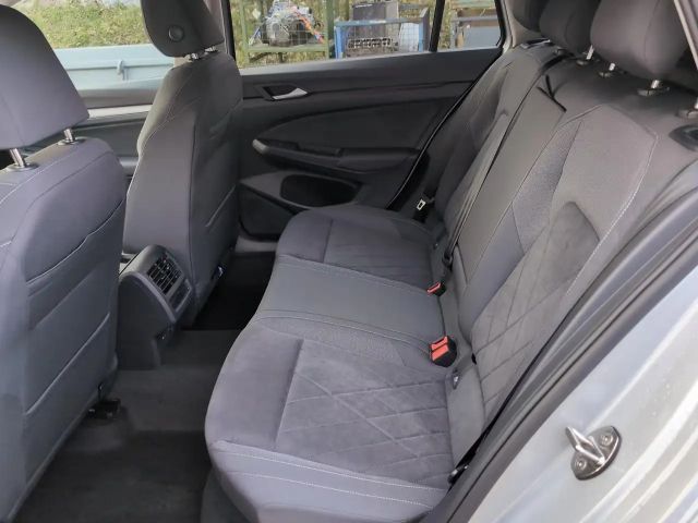 Volkswagen Golf DSG Life Variant