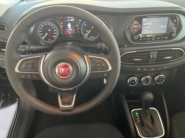 Fiat Tipo 5-Türer 1.5 HYBRID DCT AUTOMATIK/KLIMA/TFT/