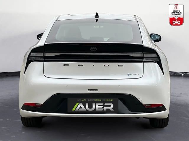 Toyota Prius Executive Plug-in