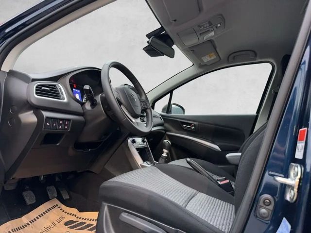 Suzuki S-Cross AllGrip Hybrid