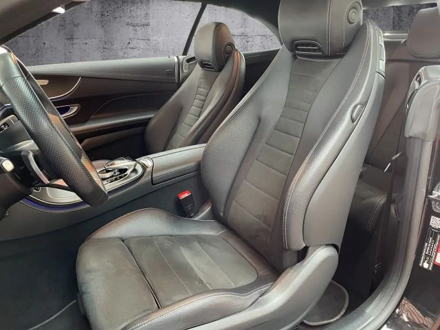 Mercedes-Benz E 200 AMG Line Cabriolet