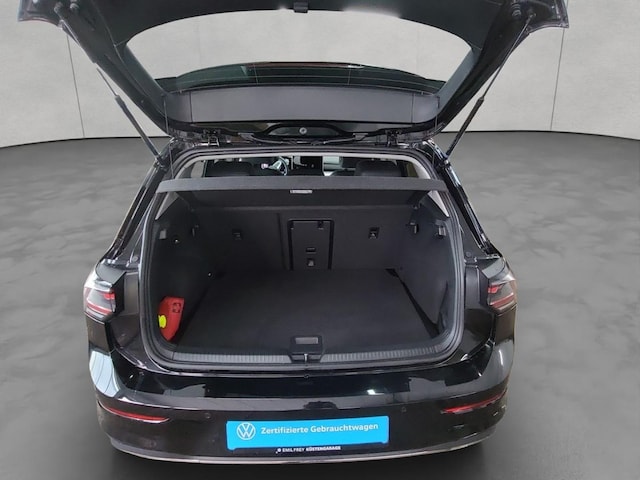 Volkswagen Golf 1.5 eTSI DSG Golf VIII