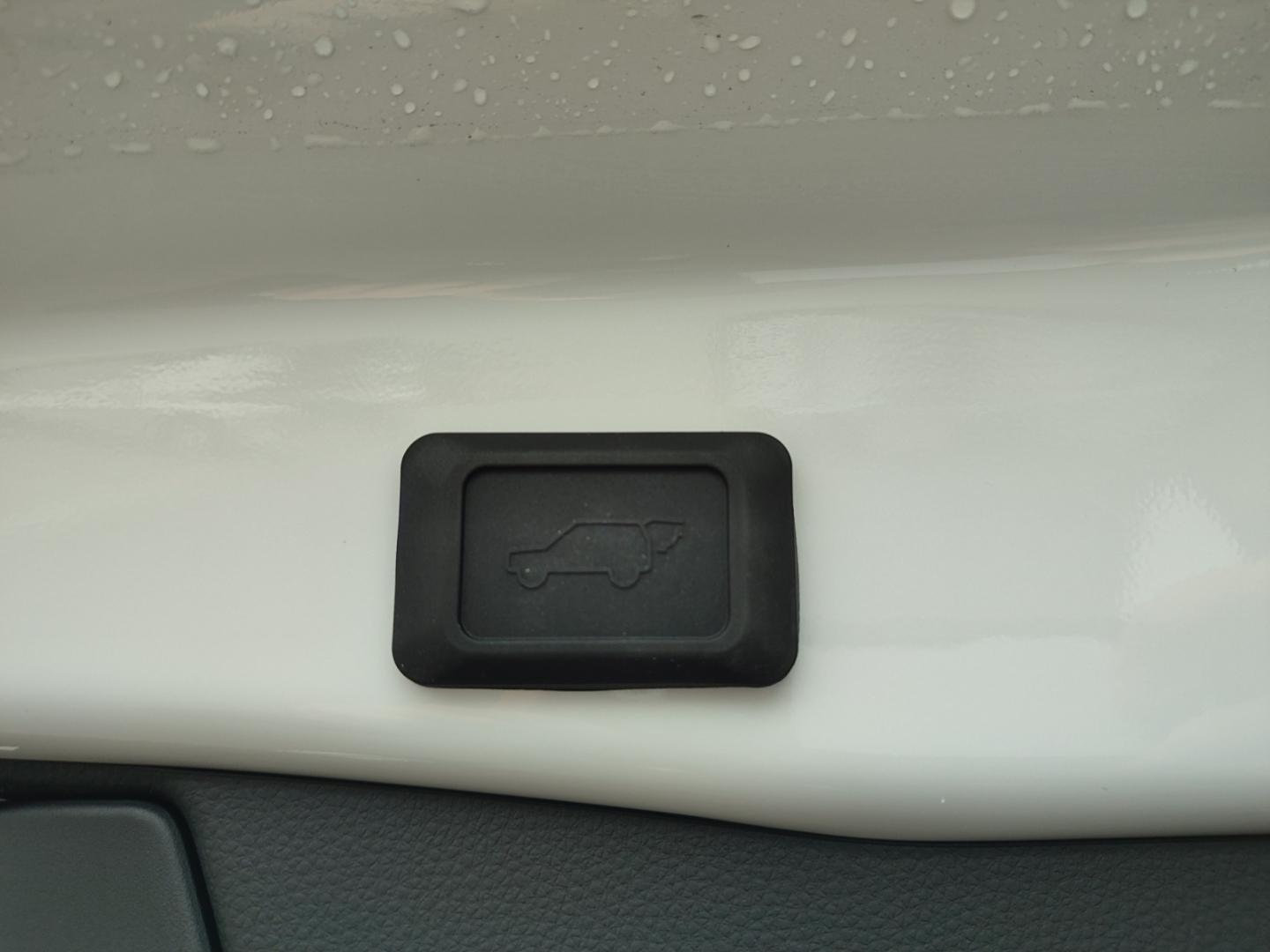 Suzuki Across Comfort E-Four