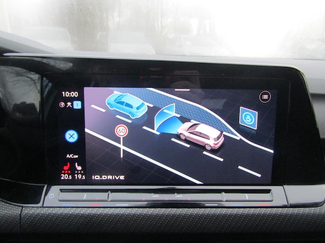 Volkswagen Golf 1.5 eTSI DSG