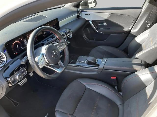 Mercedes-Benz A 180 AMG Line