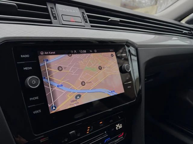 Volkswagen Passat 4Motion Business DSG Variant