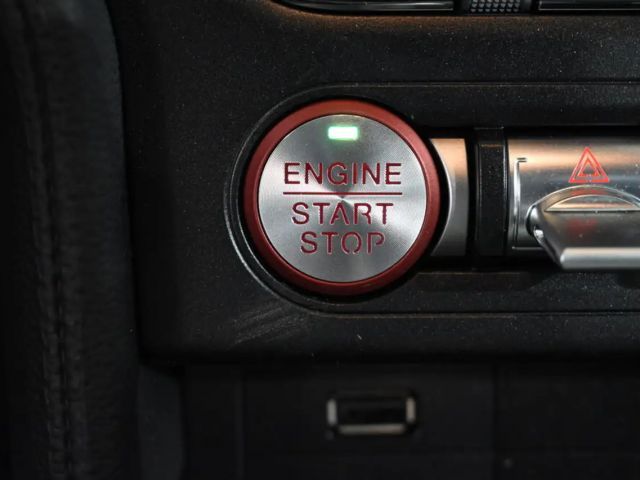 Ford Mustang Convertible GT 5.0 V8