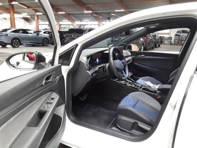 Volkswagen Golf 2.0 TSI 4Motion DSG Golf VIII