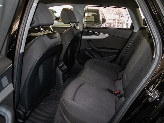 Audi A4 40 TFSI Avant S-Tronic