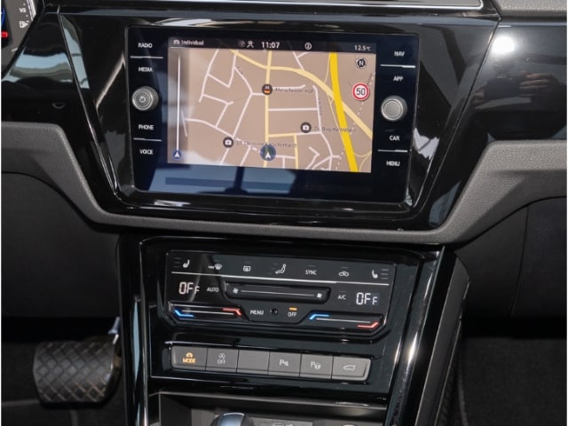 Volkswagen Touran 1.5 TSI Highline