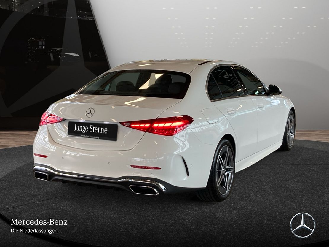 Mercedes-Benz C 180 Sedan
