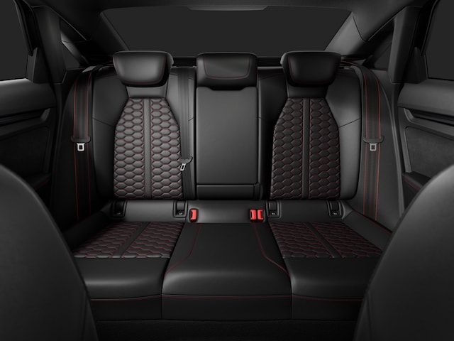 Audi RS3 Quattro S-Tronic Sedan