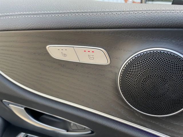 Mercedes-Benz E 200 AMG Line Cabriolet