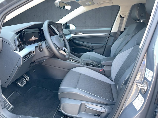 Volkswagen Golf 1.5 eTSI DSG