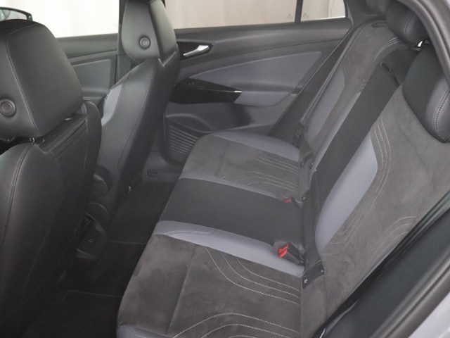 Volkswagen ID.5 150 kW 77 KWh IQ.Drive