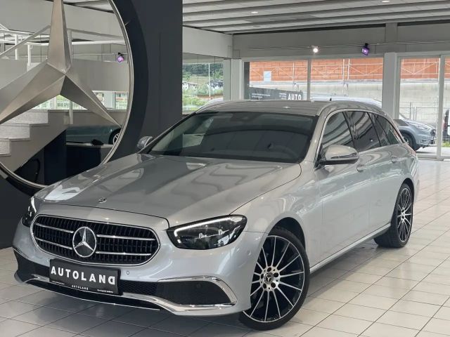 Mercedes-Benz E 220 E 220 d Estate